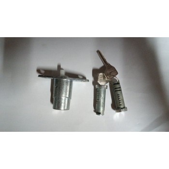 Замок багажника ВАЗ 2101 (10379)